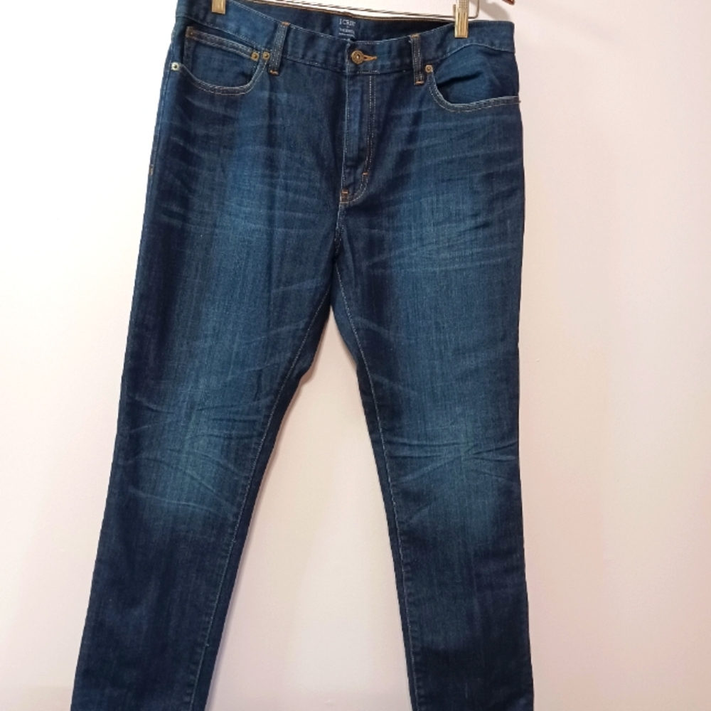 J.Crew The Driggs Jean Dark Blue Distressed lines zipper button closure 35x32